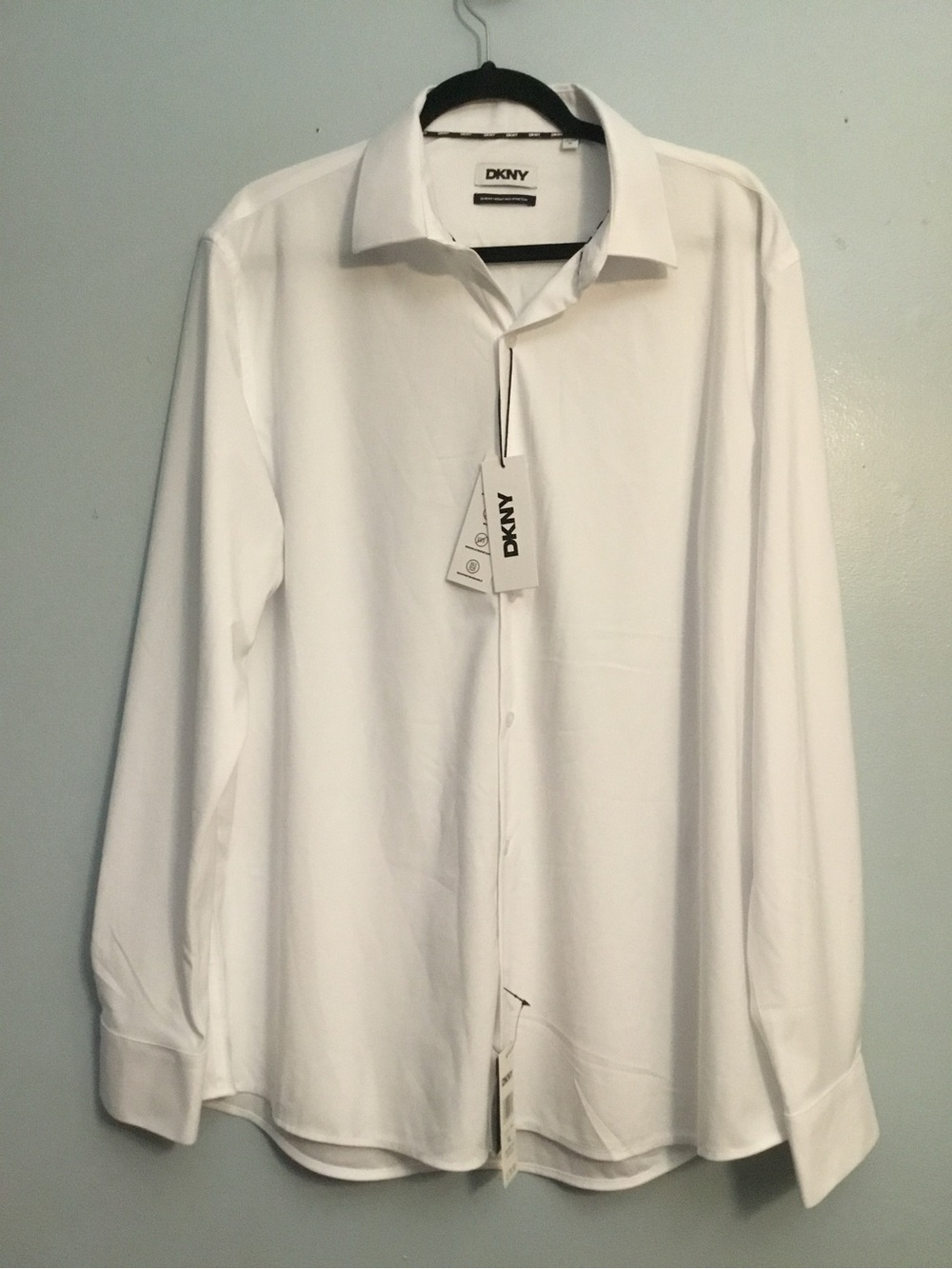 DKNY Men's White Long Sleeve Dress Shirt Point Collar Size XL New